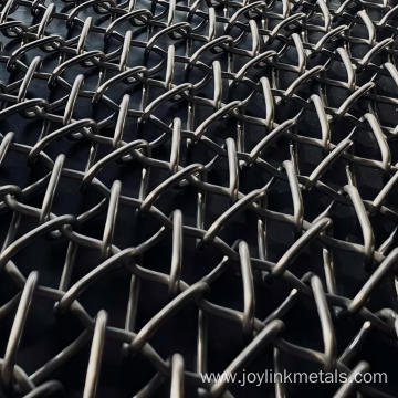 Balanced weave conveyor belt